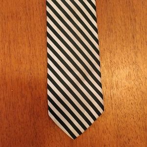 Brooks Brothers Makers All Silk Necktie